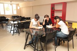 Deniz Kz renci Yurdu
