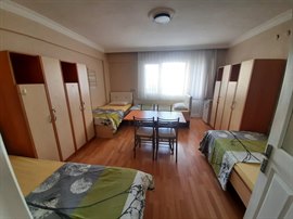 zel Bornova Erkek renci Yurdu