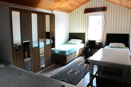 Onur Alp Erkek Apartlar ve Yurtlar 