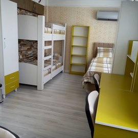 Nar Kz renci Yurdu