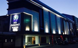 Avclar Emr Kz renci Yurdu - Bina Gece Grnm