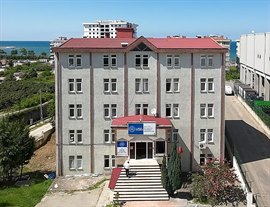 Piraziz Erkek renci Yurdu - Bina