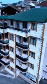 Nahif Suit Apart
