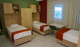 stanbul - Kkekmece, Doruk Erkek renci Yurdu - 3 Kiilik Oda