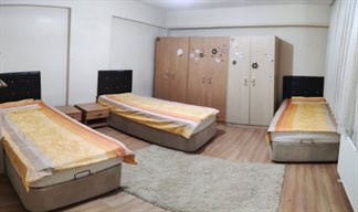 Sakarya - Adapazar, Sakarya Baak Kz renci Yurdu - 3 Kiilik Oda