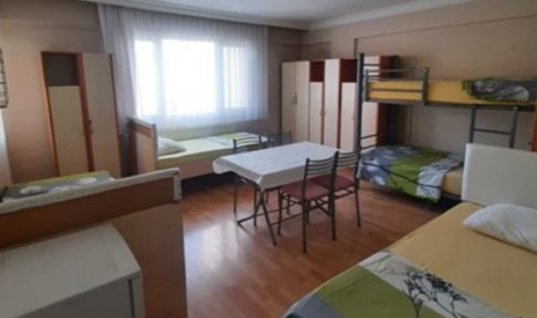 zmir - Bornova, zel Bornova Erkek renci Yurdu - 5 Kiilik Oda
